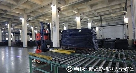 艾吉威 以無(wú)反光板激光導(dǎo)航技術(shù)為核心，引領(lǐng)智能搬運(yùn)新風(fēng)尚