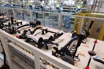 每天泡在修車(chē)間的我，去了一趟造車(chē)間AGV小車(chē)